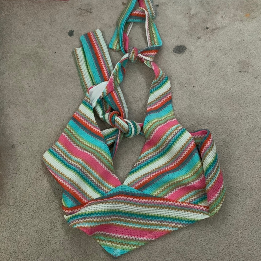 tying adjustable halter top from pacsun